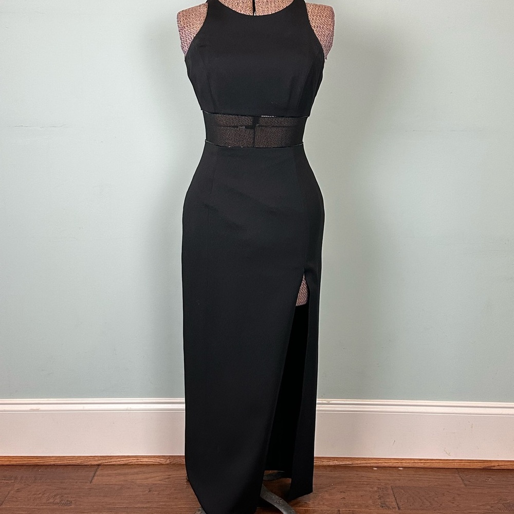 Elegant Black Sleeveless Dress